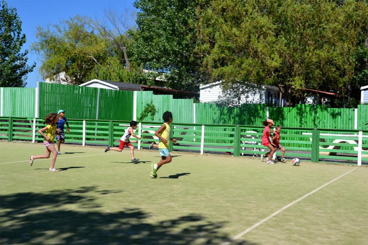 Camping Les Salisses - Maeva Vias Exterior foto