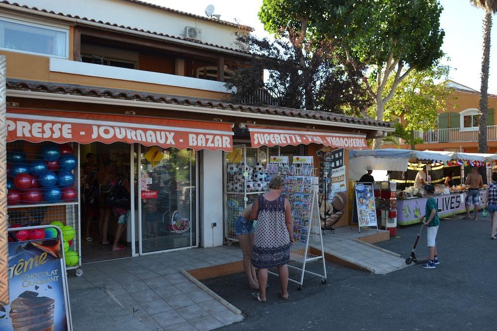 Camping Les Salisses - Maeva Vias Exterior foto